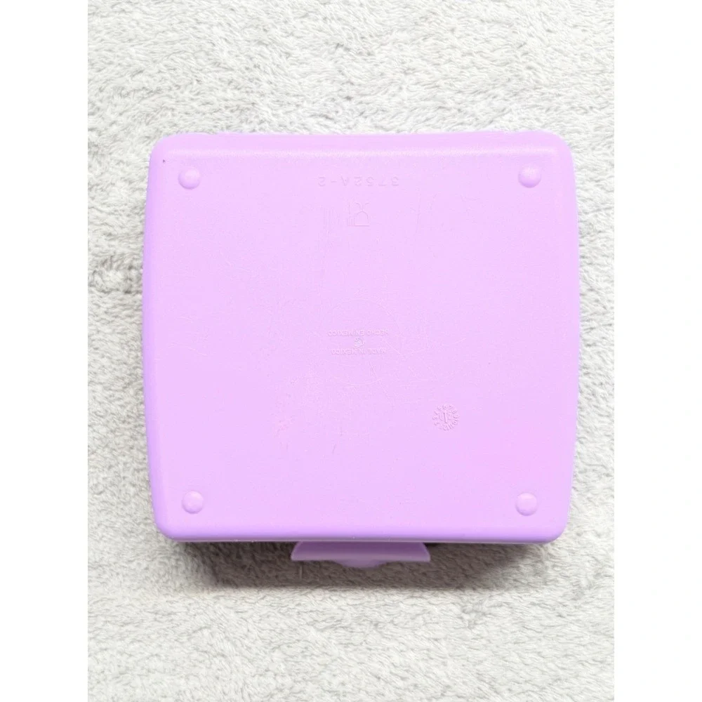 Tupperware Hello Kitty Sandwich Keeper Purple Rainbow Castle 2010 Sanrio 3752A-2